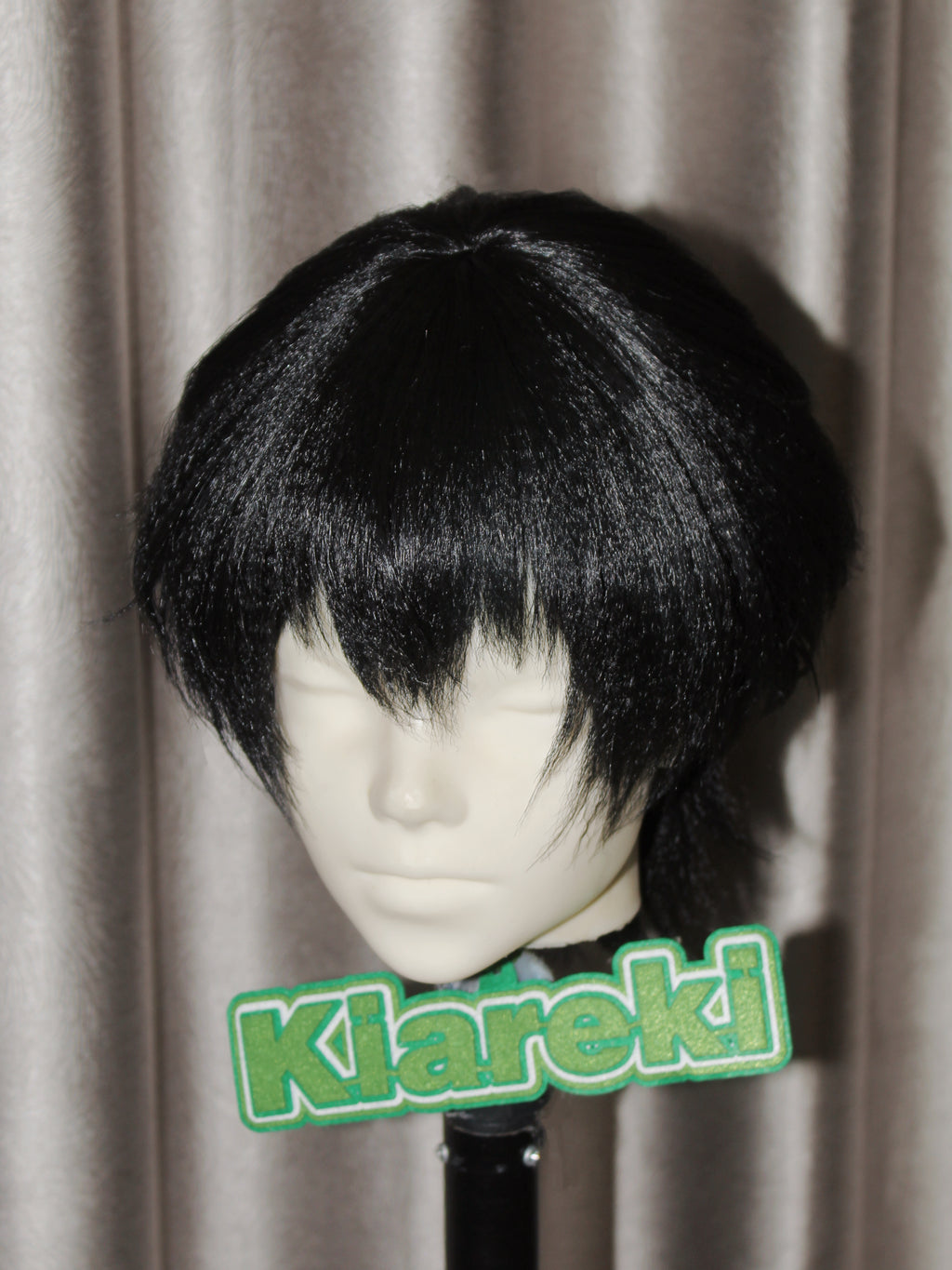M-Shape Bangs Male Character (General)